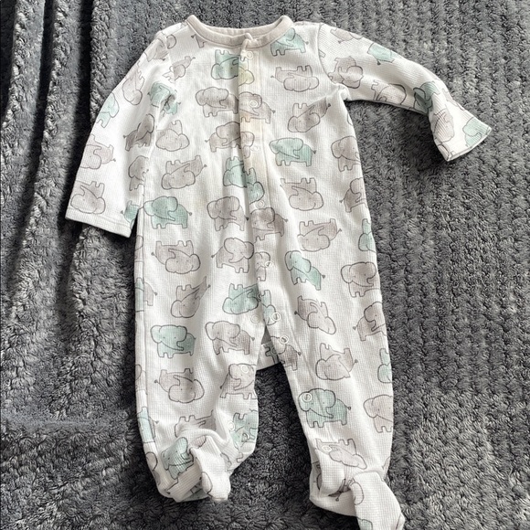 Carter's Pink, White, and Patterned Footies - Picture 4 of 8